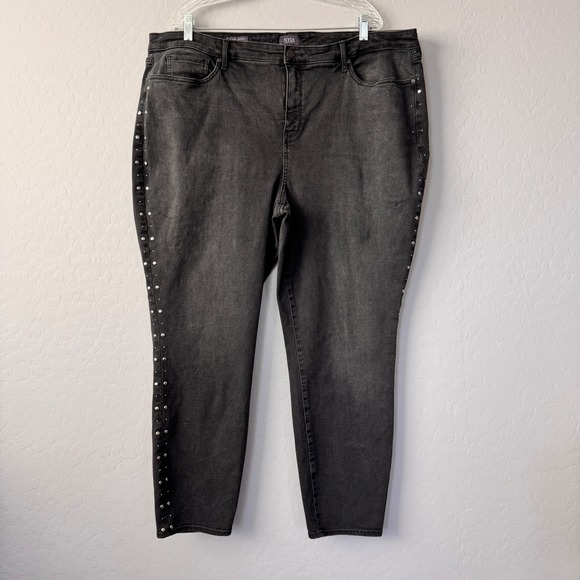 NYDJ Ami Skinny Jeans Studded Black Wash Denim Comfort Stretch Plus‎ Size 22W - Picture 1 of 10